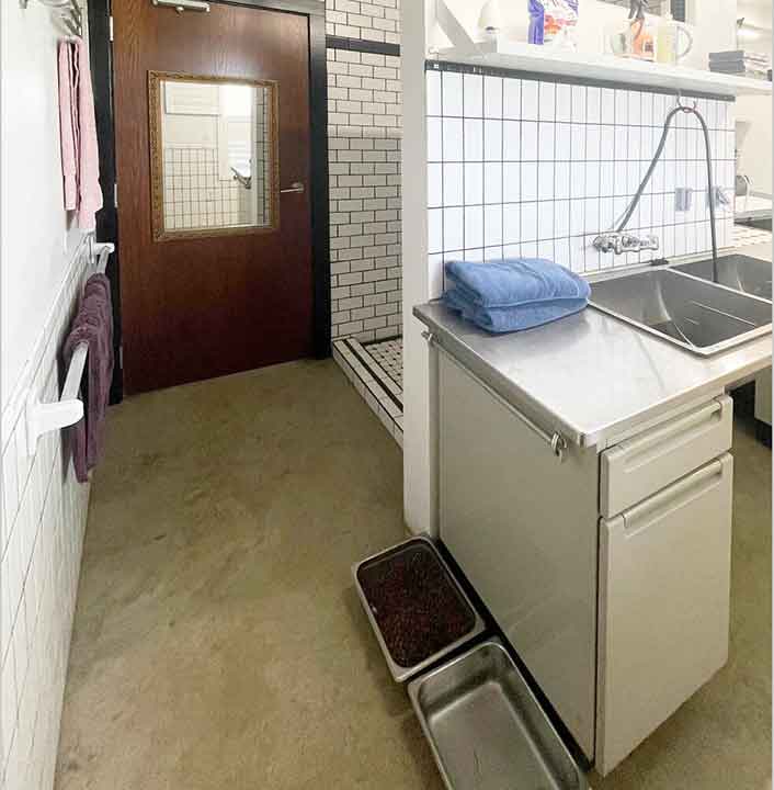 laundryrm01